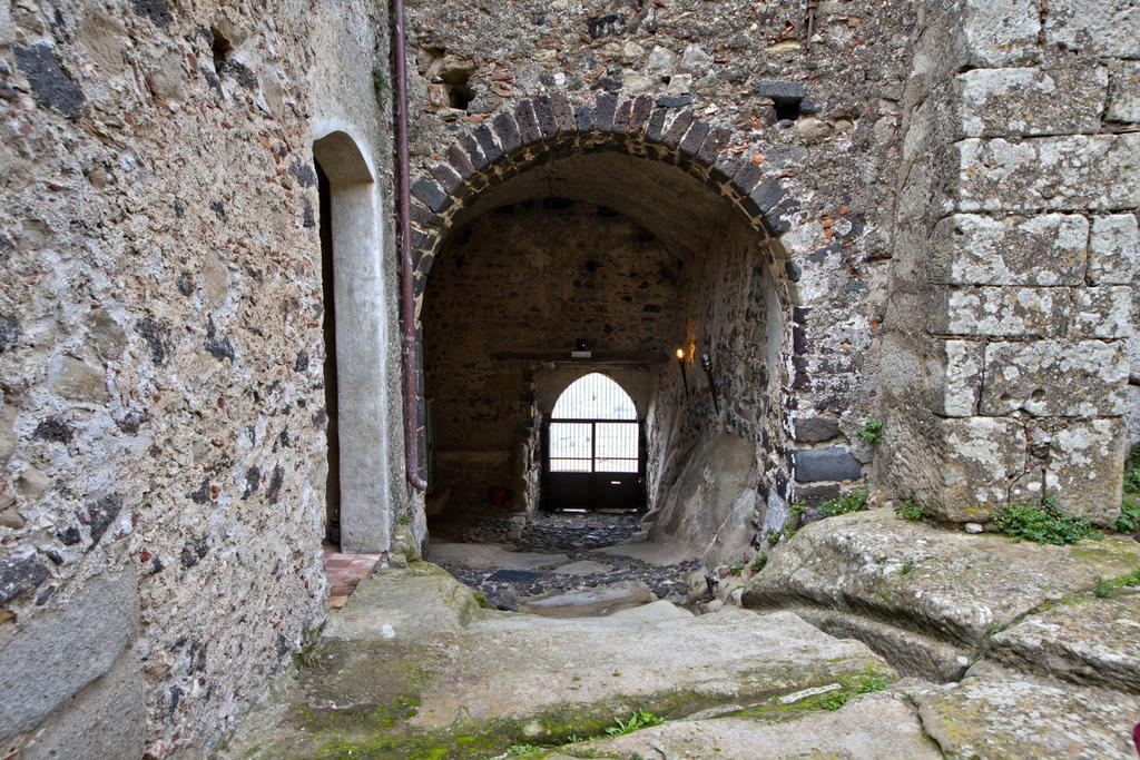 Animosa Suites Castiglione De Sicilia Esterno foto