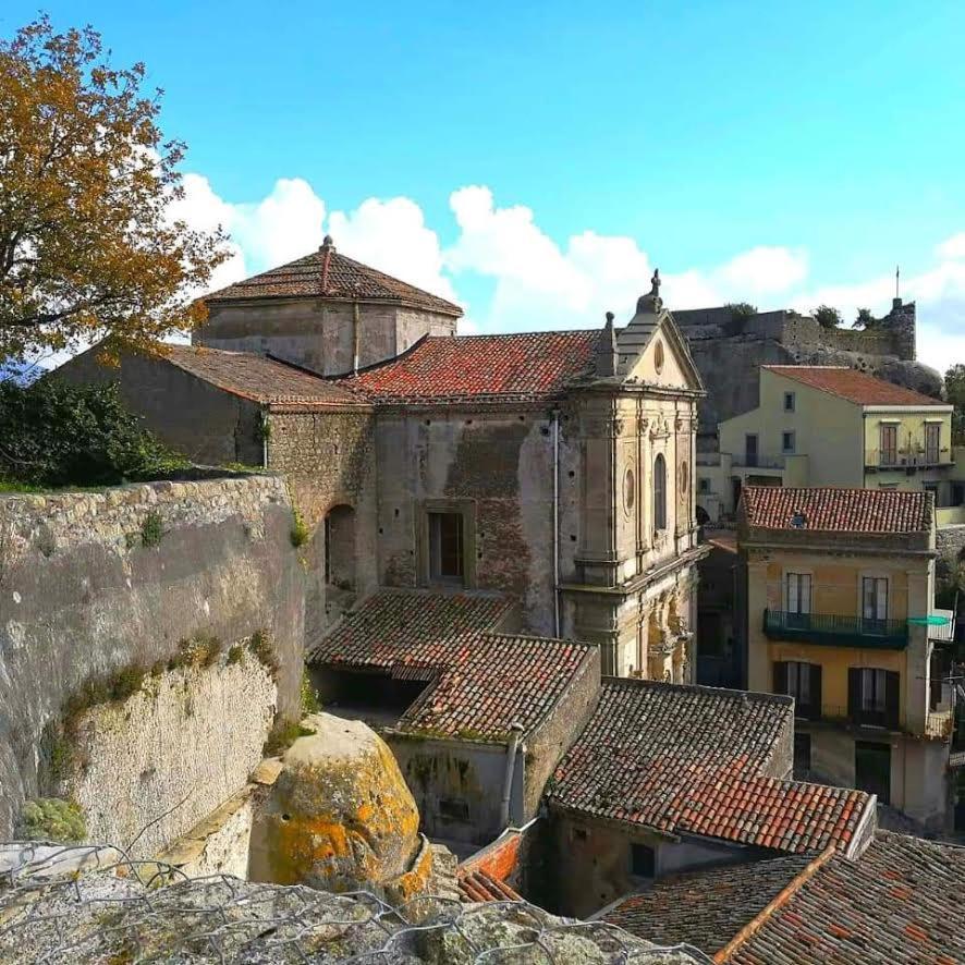 Animosa Suites Castiglione De Sicilia Esterno foto